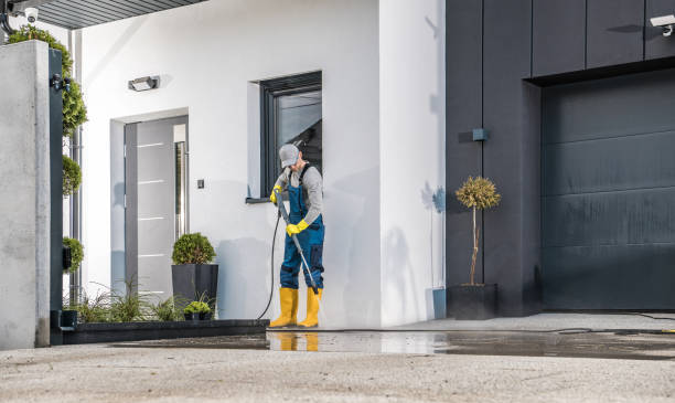 Best Graffiti Removal  in East Oakdale, CA